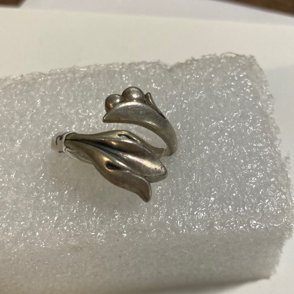 Avon Sterling Silver Beaded Ring - Picture 3 of 6